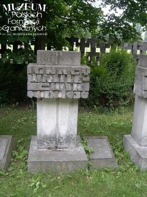 1. Tytuł: nagrobek
2. Opis obrazu: nagrobek Ignacego Wasielewskiego na cmentarzu na Zaspie (Gdańsk)
3. Data wydarzenia: po 1990 r.
4. Osoby widoczne: nie ma
5. Hasła przedmiotowe: kadra
6. Opis techniczny: oryginał, kolorowe
7. Autor: brak danych
8. Miejsce przechowywania/właściciel: Michał Skrzypczak